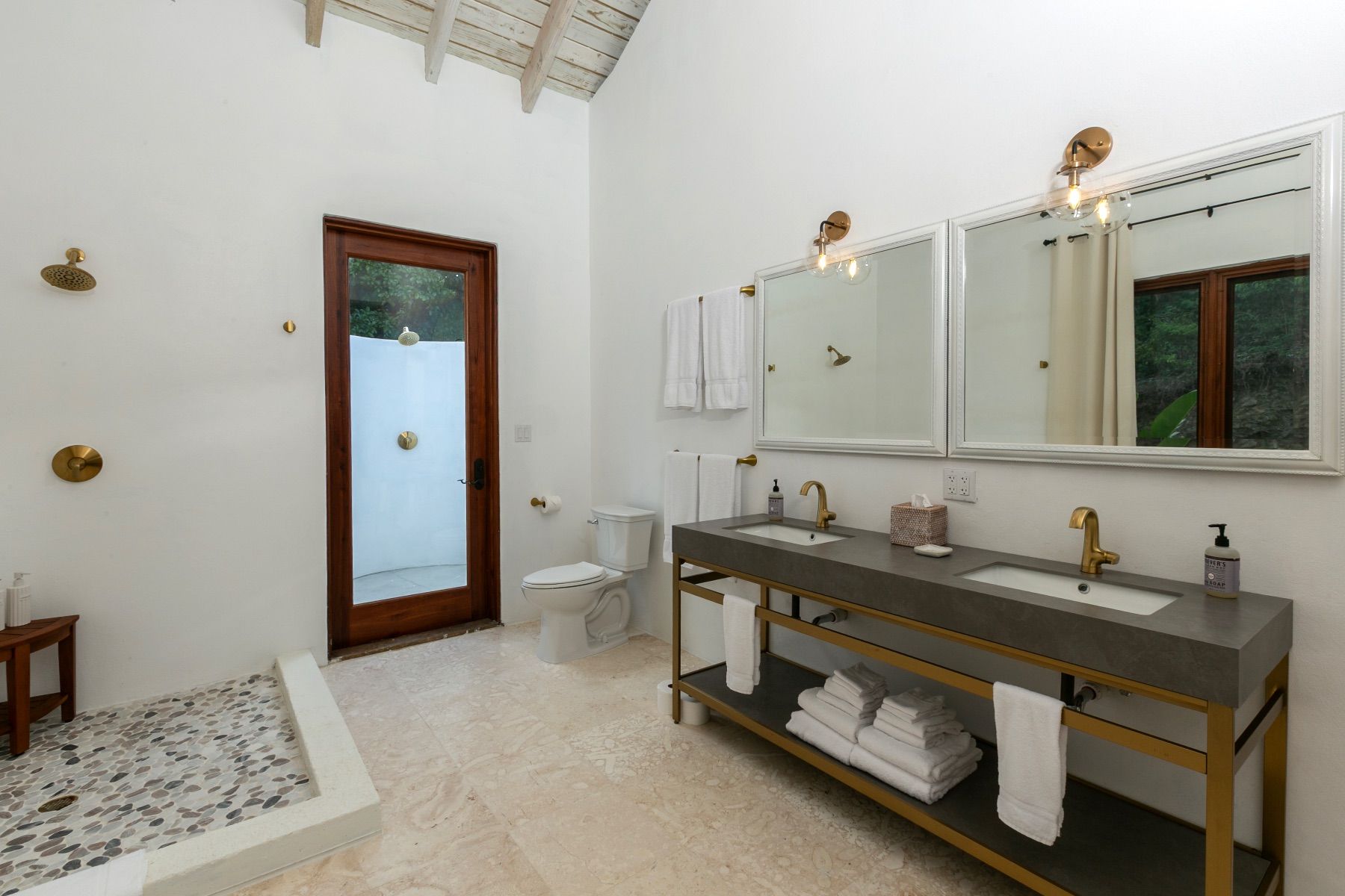 Villa La Playa villa photo.
